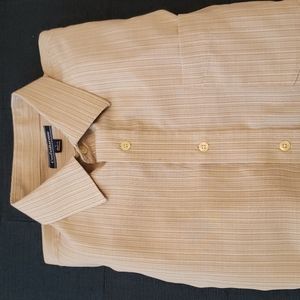 Men's casual button down shirt